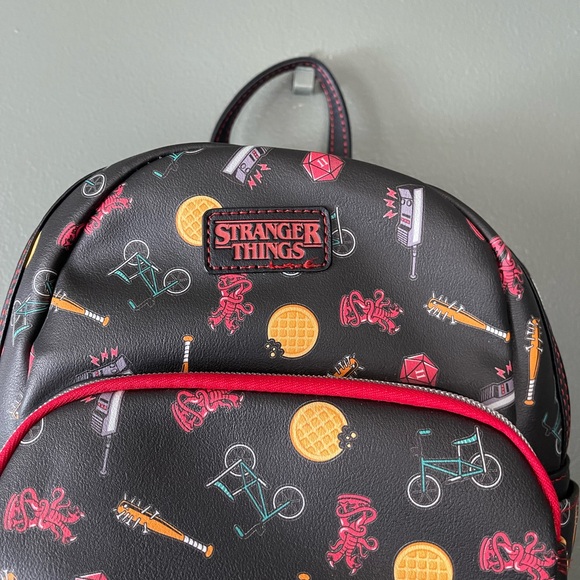 Mini Stranger Things BackPack - Picture 3 of 3